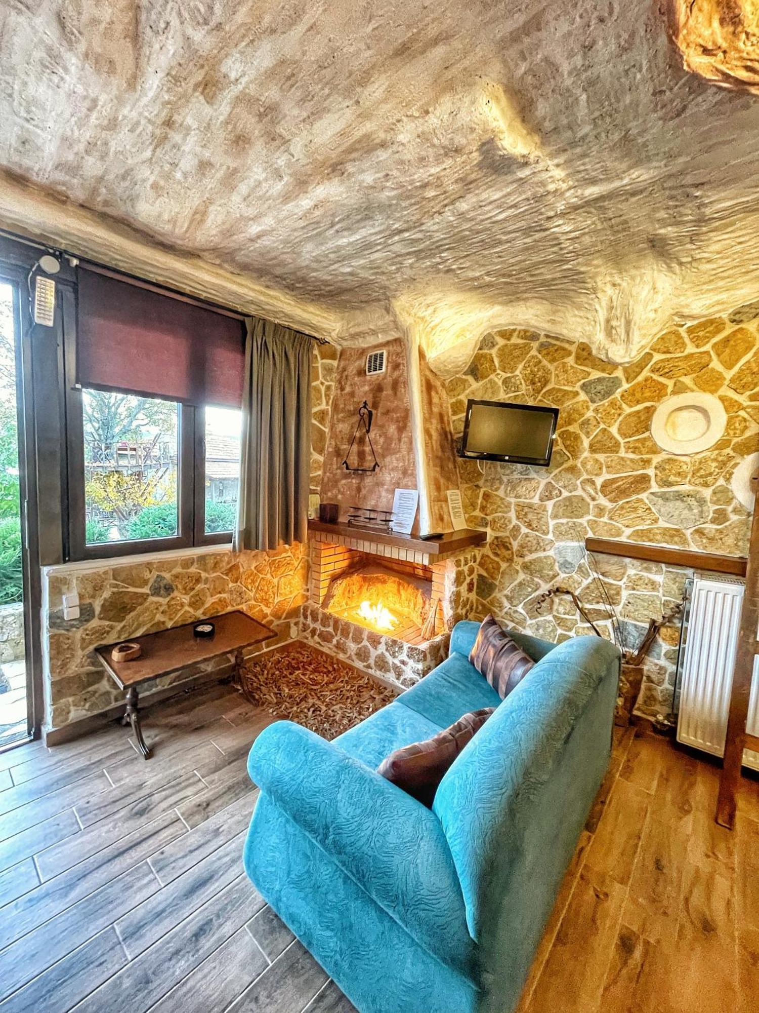 Anilia Guesthouse Synikia Mesi Trikalon Buitenkant foto